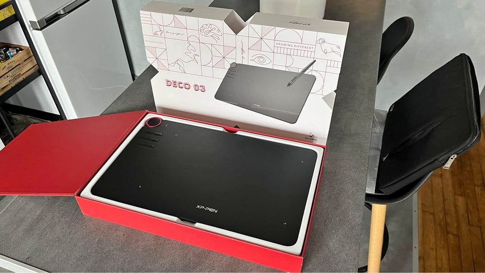 ouverture du carton de la xp pen déco 03